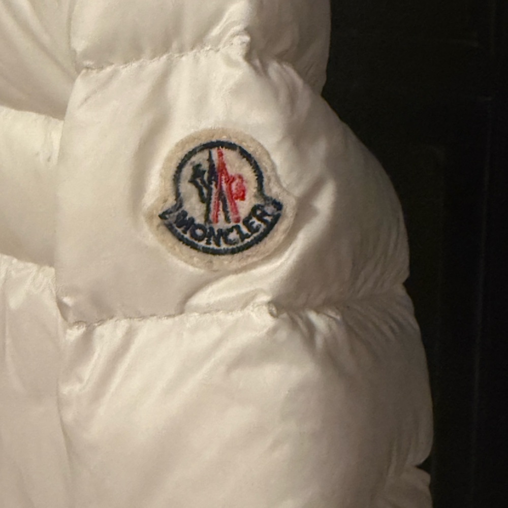 Moncler Kids Cream Puffer Jacket 3T - Picture 2 of 11